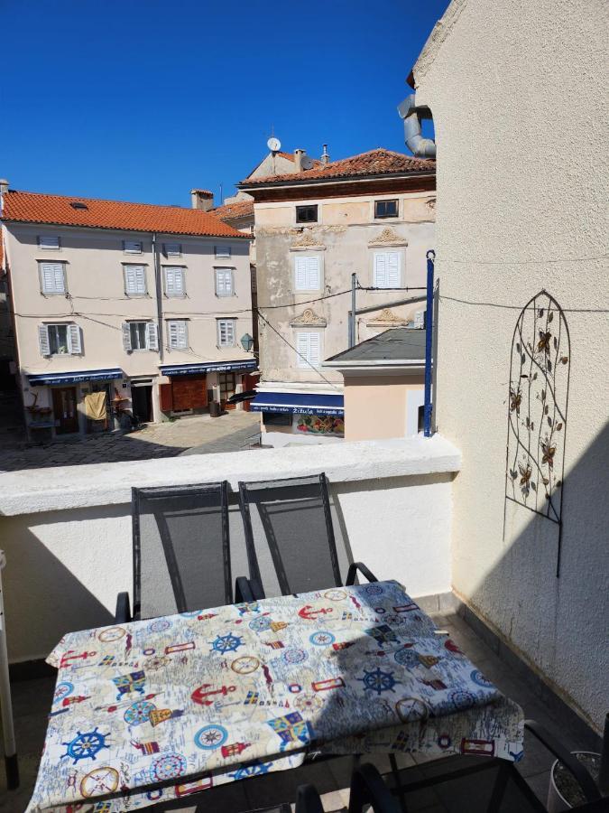 Apartment Dolores Cres Exteriér fotografie
