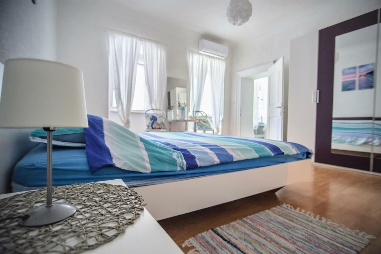 Apartment Dolores Cres Exteriér fotografie
